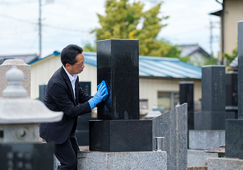 お墓参り・お掃除 代行サービス「 敬心美 - けいしんび - 」